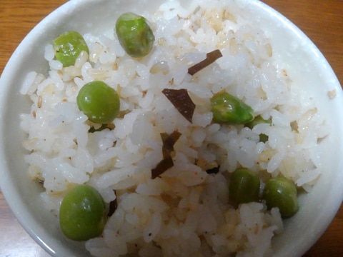 塩えんどう豆の炊き込みご飯 レシピ 作り方 By Randebu 楽天レシピ 塩えんどう豆の炊き込みご飯 レシピ 作り方 By Randebu 楽天レシピ